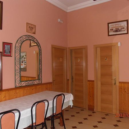 ארצ'ידונה Hostal Restaurante Las Rejas מראה חיצוני תמונה